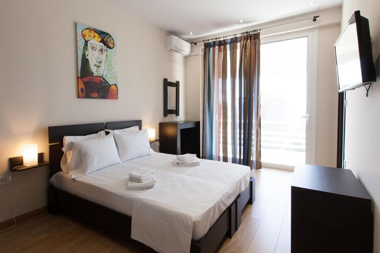 Modern Apt In Glyfada A Breath Away From The Sea - The View Aten Exteriör bild