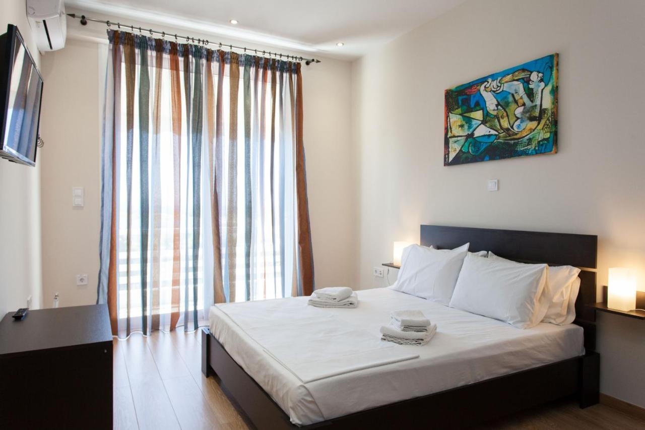 Modern Apt In Glyfada A Breath Away From The Sea - The View Aten Exteriör bild