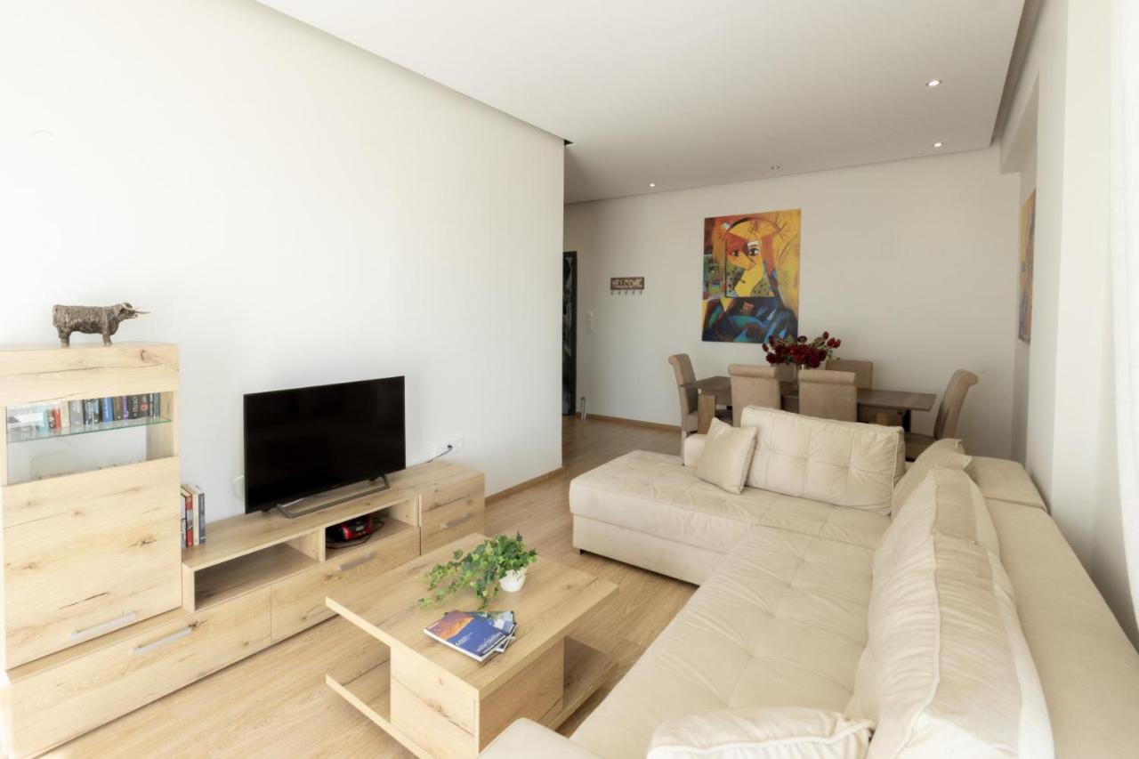 Modern Apt In Glyfada A Breath Away From The Sea - The View Aten Exteriör bild