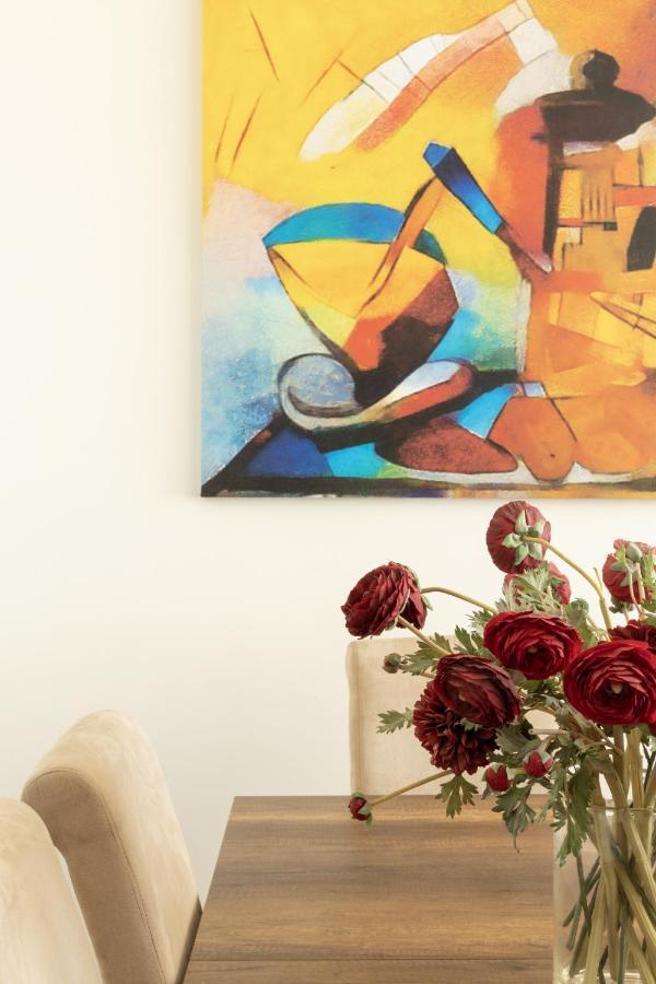Modern Apt In Glyfada A Breath Away From The Sea - The View Aten Exteriör bild