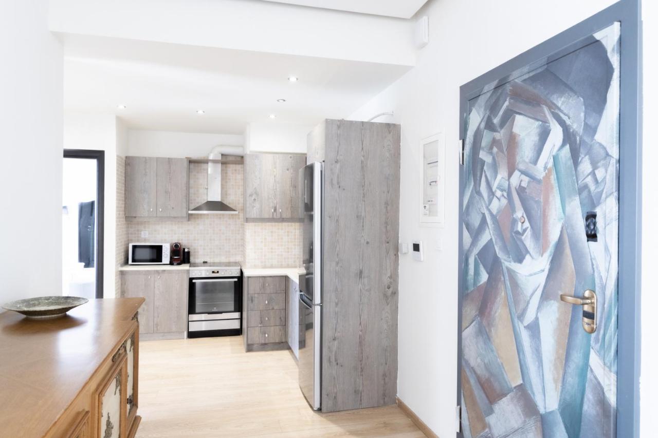 Modern Apt In Glyfada A Breath Away From The Sea - The View Aten Exteriör bild